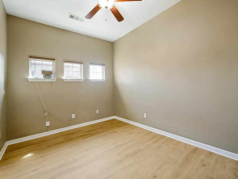 929 Green Coral Dr — Photo 16