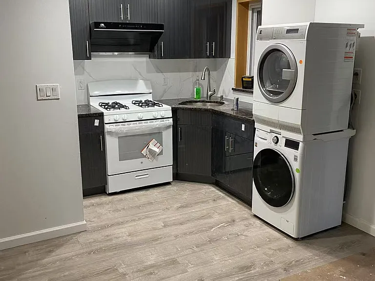 2710 Harding Ave #2 — Photo 1