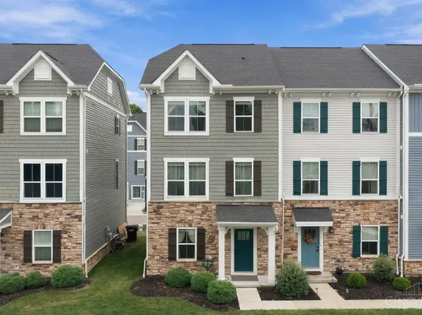 5 Wentworth Ln, Cincinnati, OH 45236