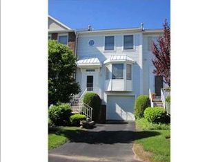 40 Jordache Ln, Spencerport, NY 14559