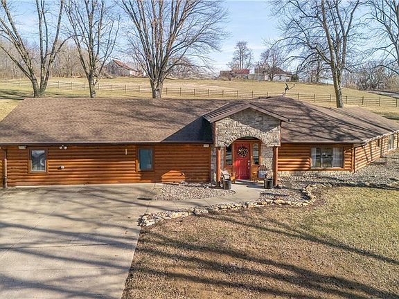 2nd image of 8661 County Road 427