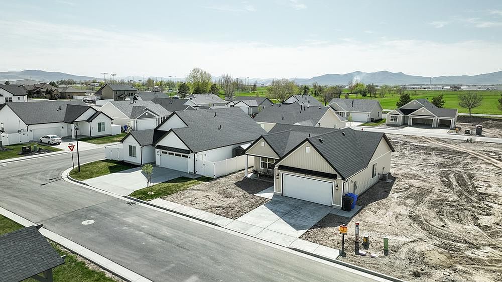 Archibald Estates Tremonton (Active Adult Homes) by Visionary Homes