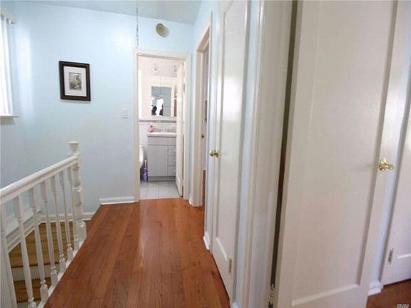 5th image of 20902 Richland Ave