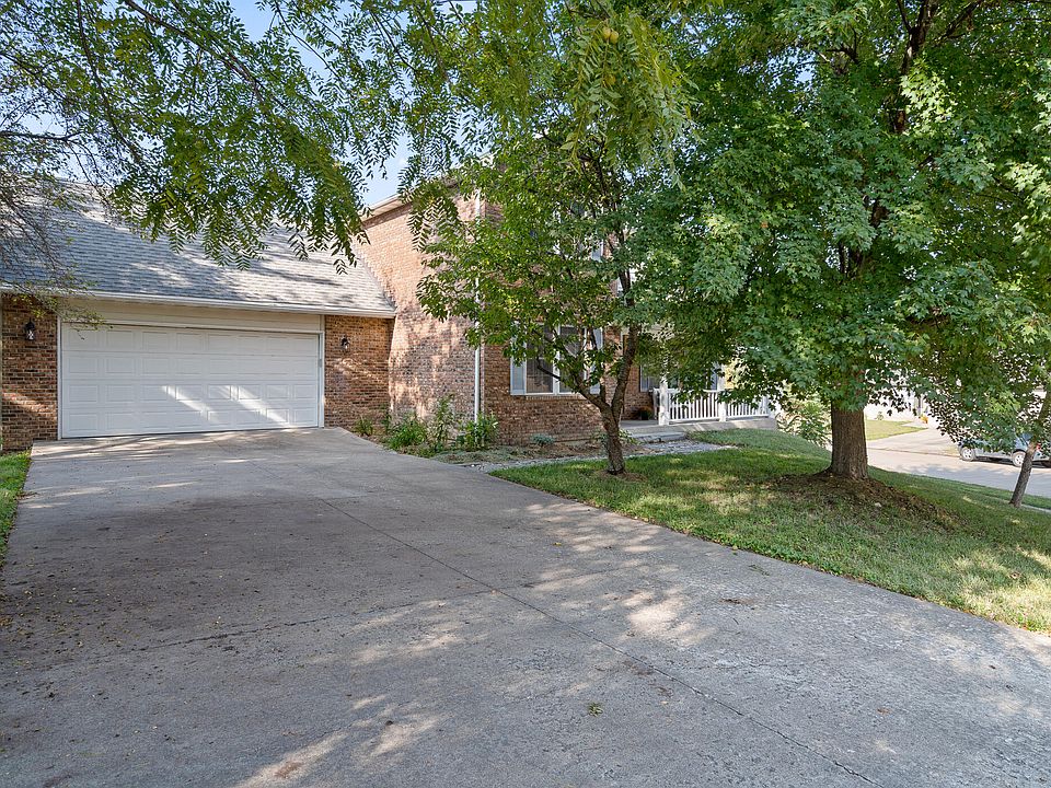 1st image of 803 Windermere Dr