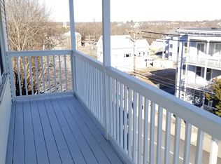 519 Manville Rd FLOOR 3, Woonsocket, RI 02895