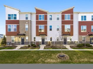 4189 Calder Ln, Aurora, IL 60504
