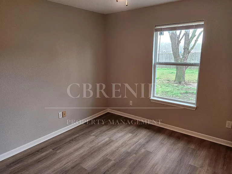 4505 Ponderosa Dr — Photo 17