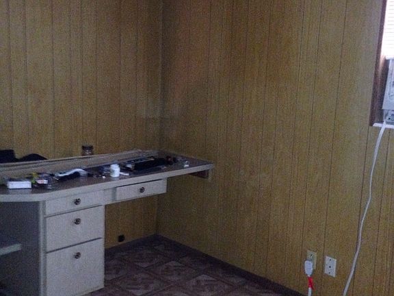 Office/3rd Bedroom