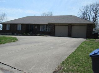 17 Hi-view Ridge Dr, Archie, MO 64725