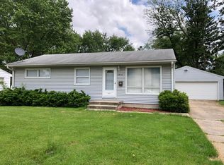 3912 N Newcastle Dr, Decatur, IL 62526