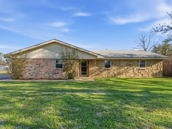 1404 Primrose Ln, Cisco, TX 76437