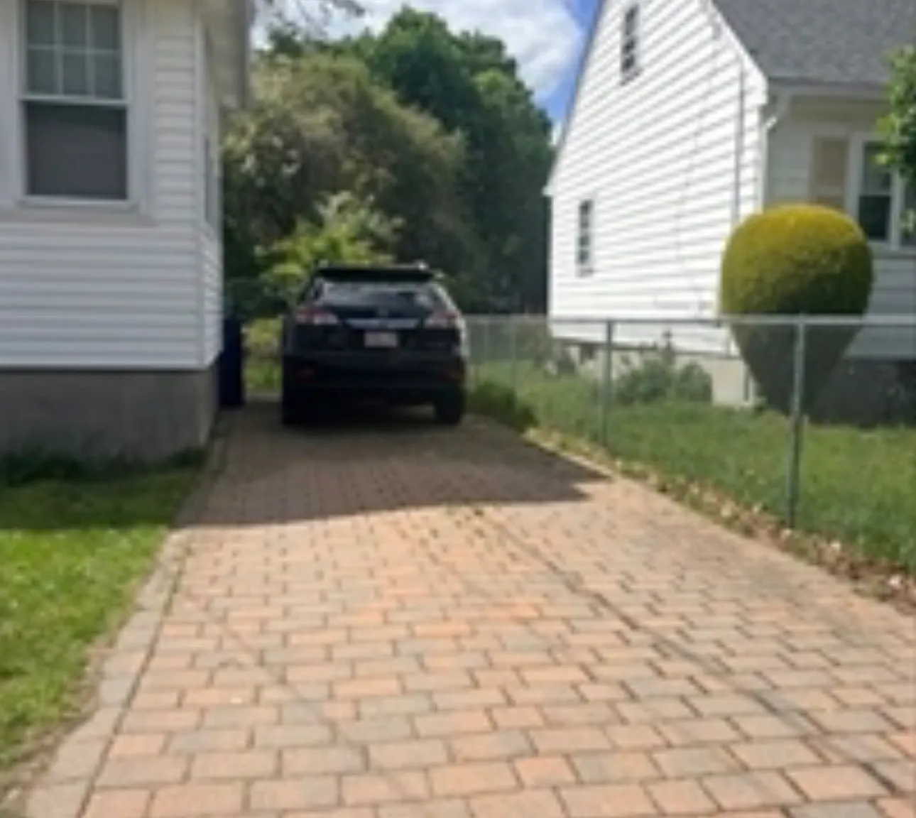 3 bed, 1.5 bath, 1400 sqft, $3,400 — Photo 2