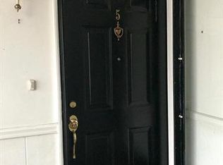 5 Chambord Ct, Hamilton, NJ