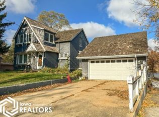 230 Glen Dr, Iowa Falls, IA 50126