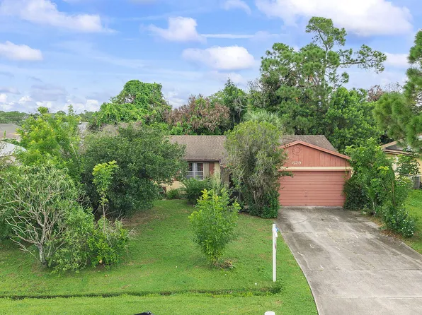 629 SW RAY Avenue, Port St Lucie, FL 34983
