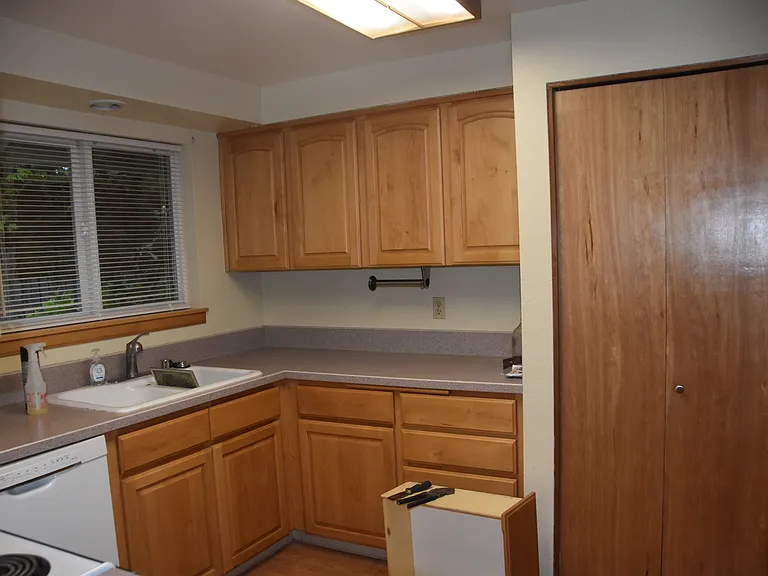 8205 NE 139th Ct — Photo 4