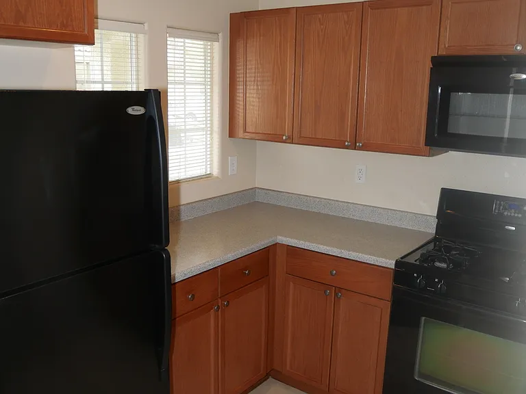 9112 Pearl Cotton Ave — Photo 4