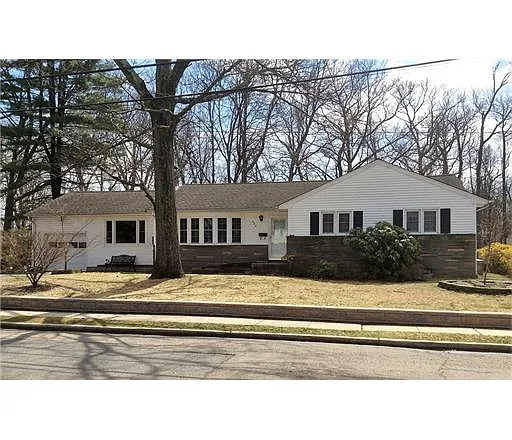 228 Norris Ave photo 1