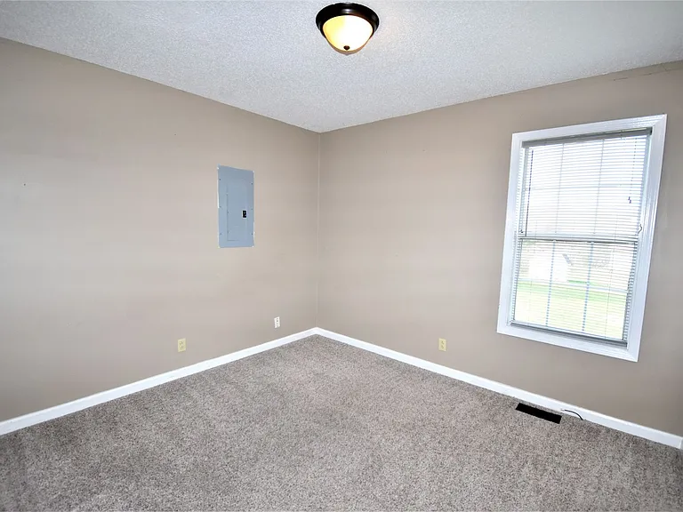 1305 Hand Dr — Photo 13