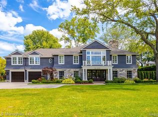 570 Shelden Rd, Grosse Pointe Shores, MI 48236