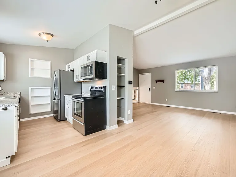 17166 E Nassau Pl — Photo 4