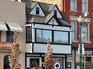 913 S State St APT 3, Lockport, IL 60441