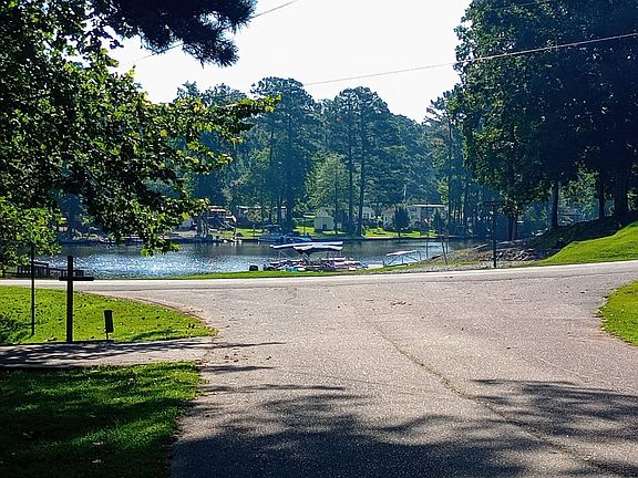 5th image of 147 Arapaho Dr #338