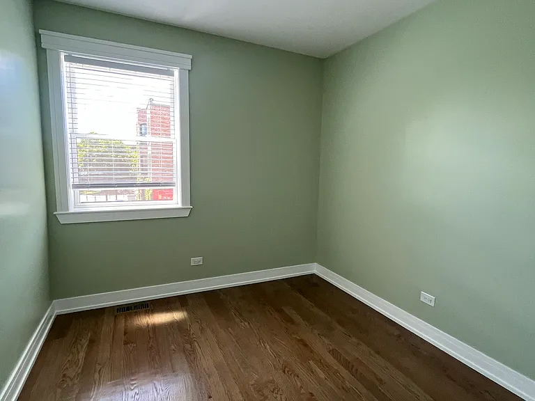 2651 W Maypole Ave — Photo 13