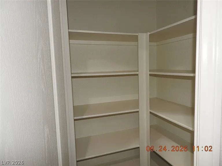 521 Dolphin Peak Ct — Photo 14