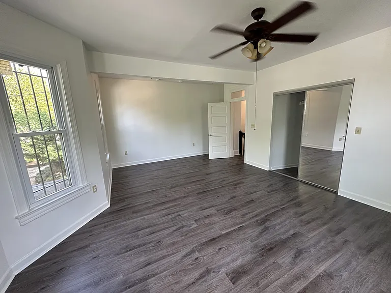 901 Alabama Ave SE — Photo 13