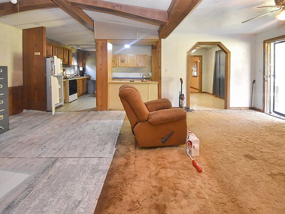 4th image of 2804 Shady Oak Dr