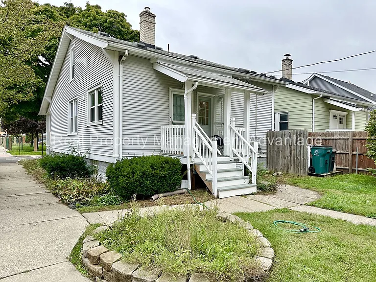 500 E. Troy — Photo 17