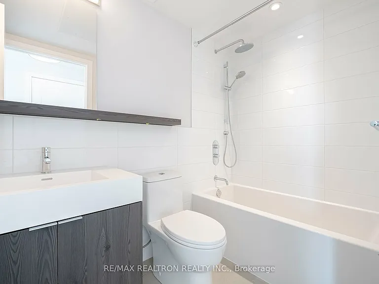 2525 Bathurst St #1203 — Photo 10