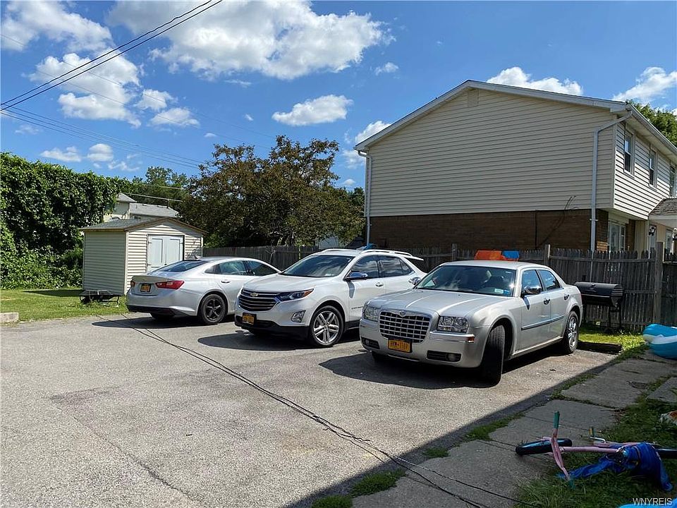 2nd image of 34 Viola Dr