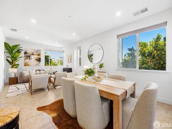 5453 Iron Horse Pkwy, Dublin, CA 94568