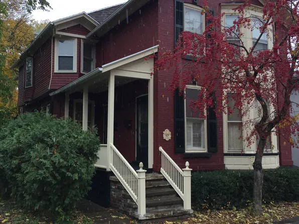 17 Greenwood St #Up, Rochester, NY 14608