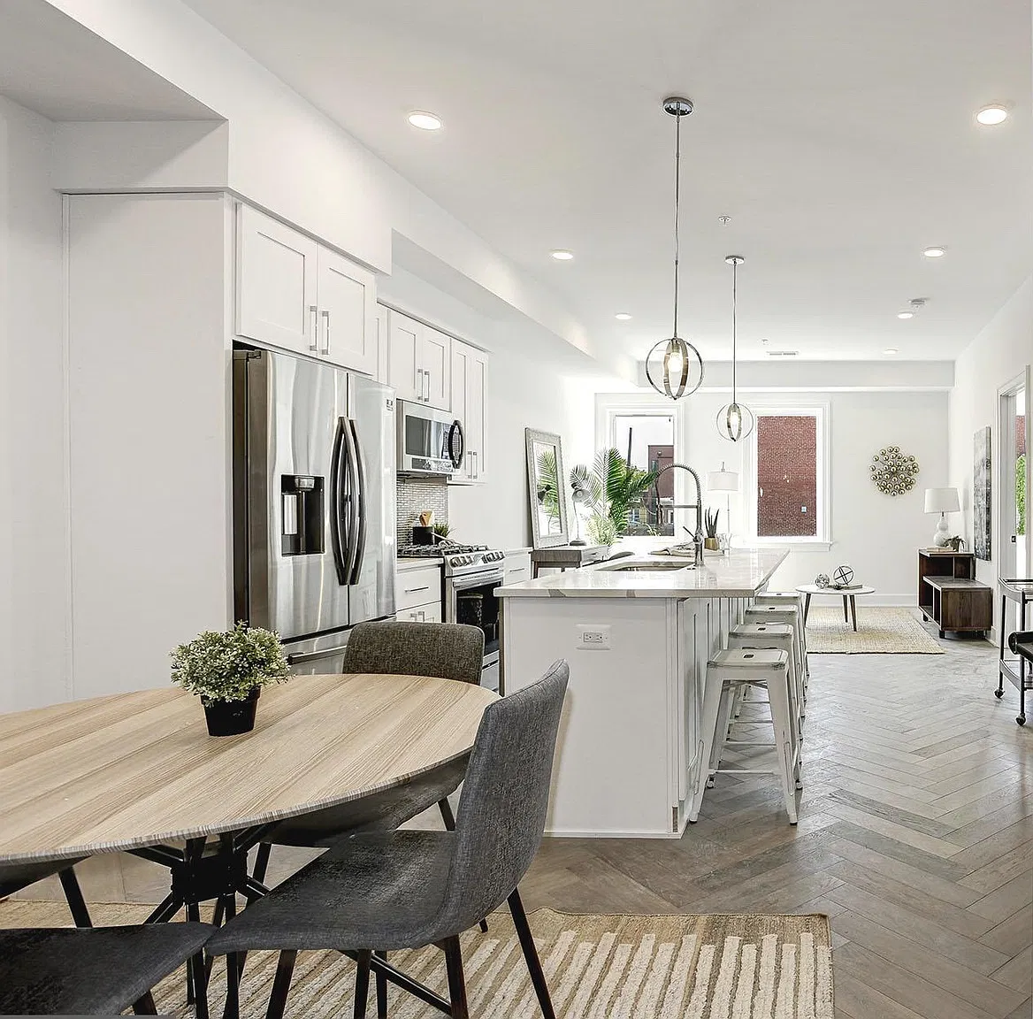 2 bed, 1089 sqft, $3,500 — Photo 2