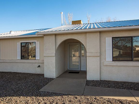 3rd image of 1036 Baltic Ave SE