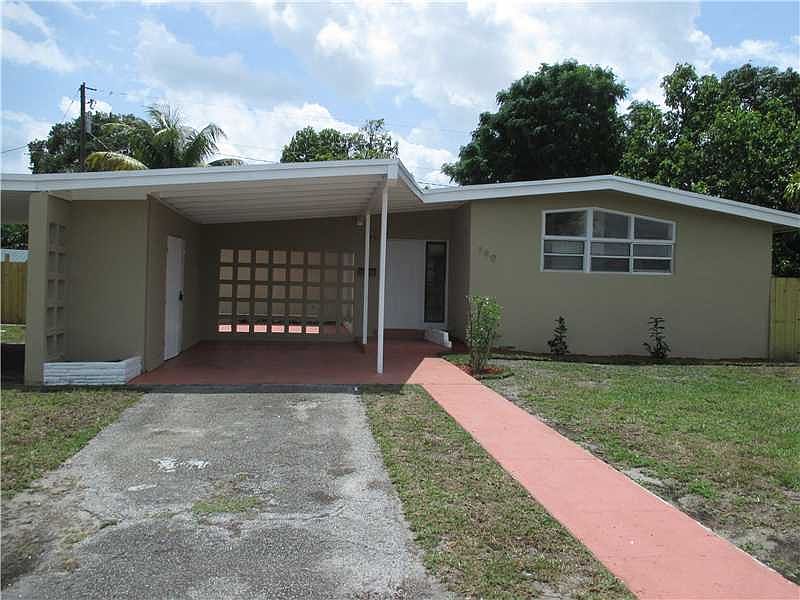 1st image of 790 NW 171st St