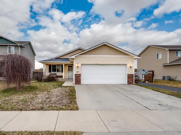 1400 SW Lost Trail Dr, Pullman, WA 99163