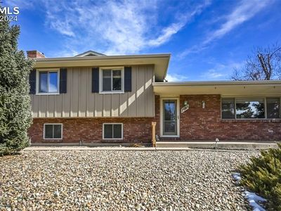 7095 Bell Dr, Colorado Springs, CO, 80920