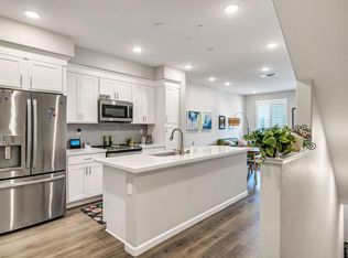 327 Pear Tree Ter UNIT B, Napa, CA