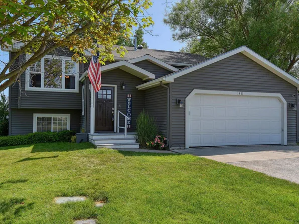 1411 Sinclair St, Davenport, WA 99122