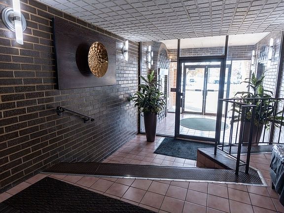 4th image of 400 Park Ave APT 703