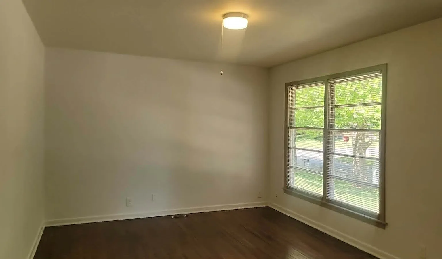2307 South Broadview Street — Photo 3