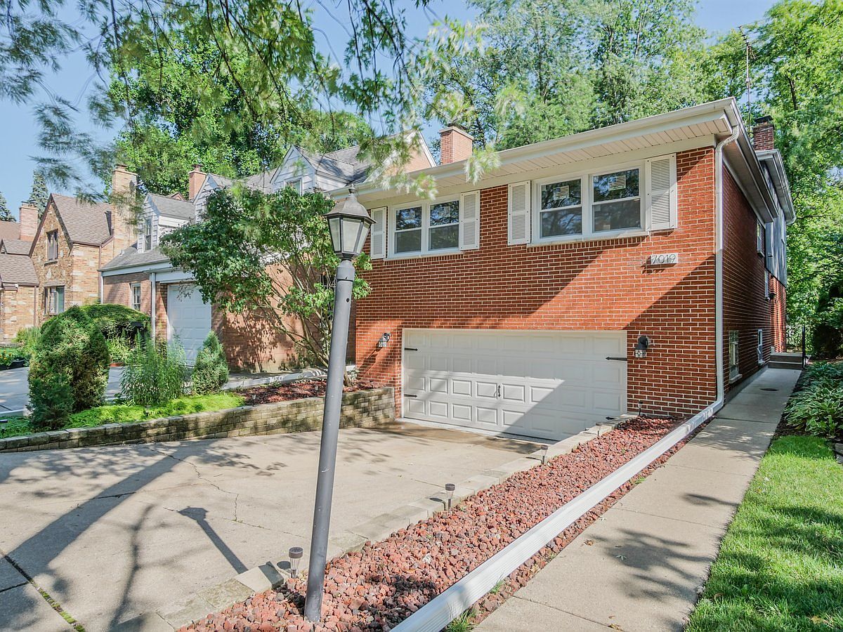 7019 N Mendota Ave, Chicago, IL 60646 Zillow