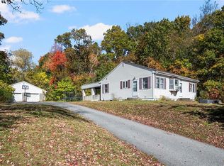 304 Getchell Ave, Woonsocket, RI 02895