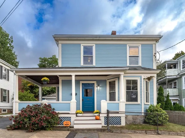 12 Chestnut St, Beverly, MA 01915