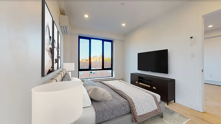 Rented by Bond New York | media 3