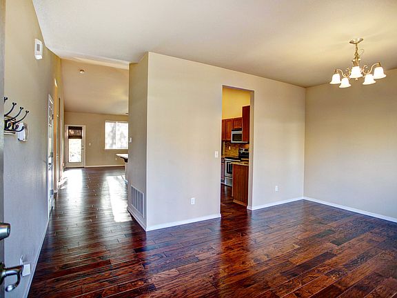 3rd image of 2238 Pleasanton Ct SE